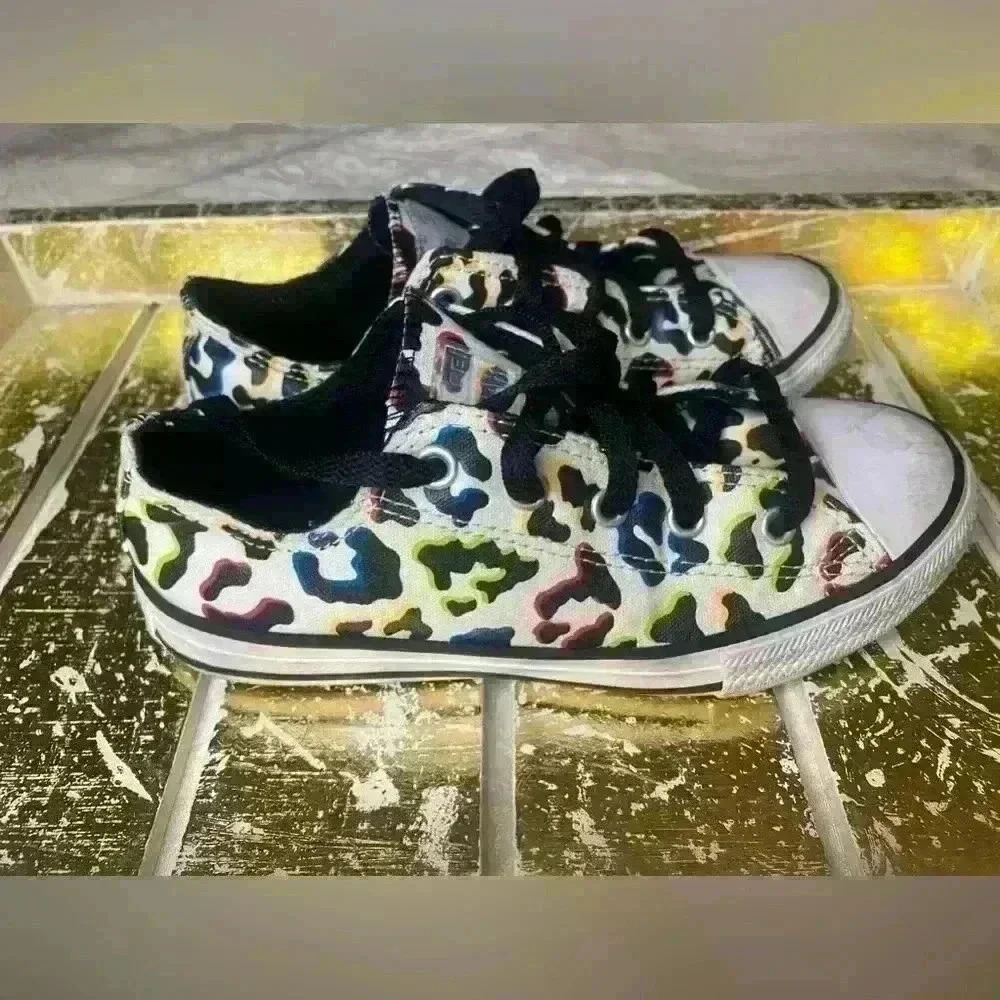 Converse All Star Chuck Taylor Girl's Leopard Print Lows Girl's Size 2 - Picture 6 of 9